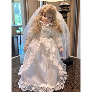 Vintage porcelain bride doll